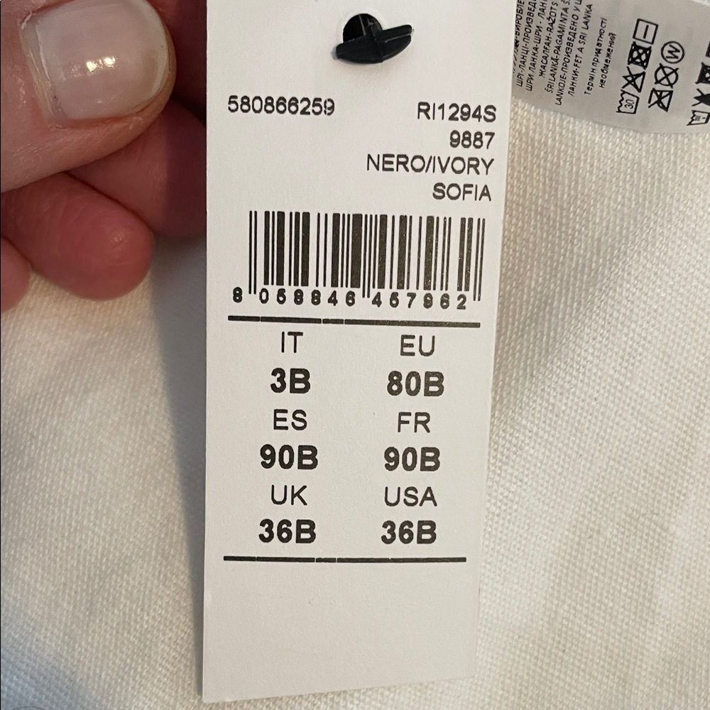 Intimissimi Elegant Black and Cream Floral Lace Bra 36B NWT - Picture 3 of 4